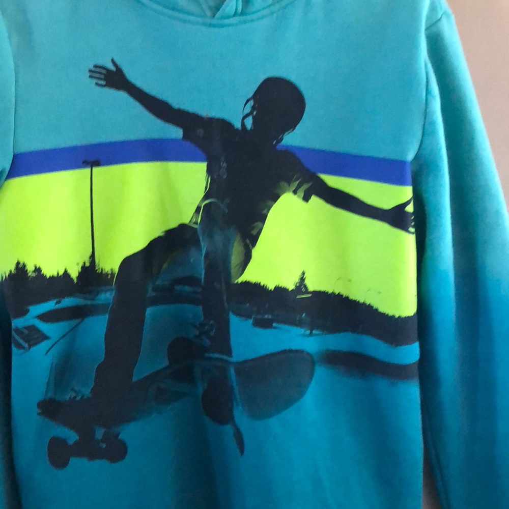 Sweat shirt